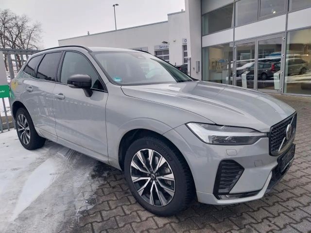 Volvo XC60 AWD Dark Plus