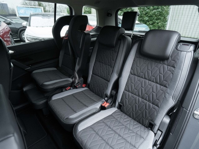 Volkswagen Touran DSG R-Line