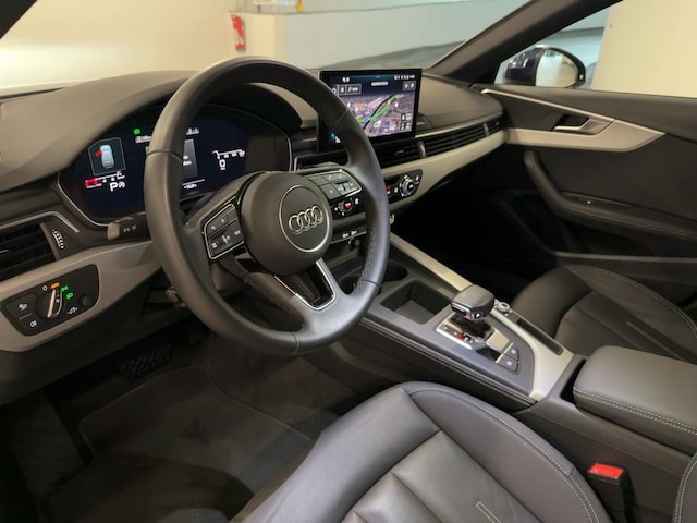Audi A4 35 TFSI Avant S-Tronic