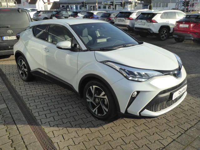 Toyota C-HR Team D