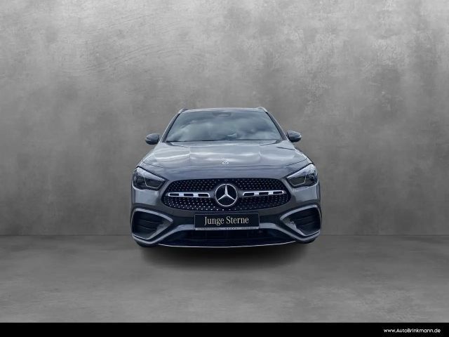 Mercedes-Benz GLA 200 AMG Line