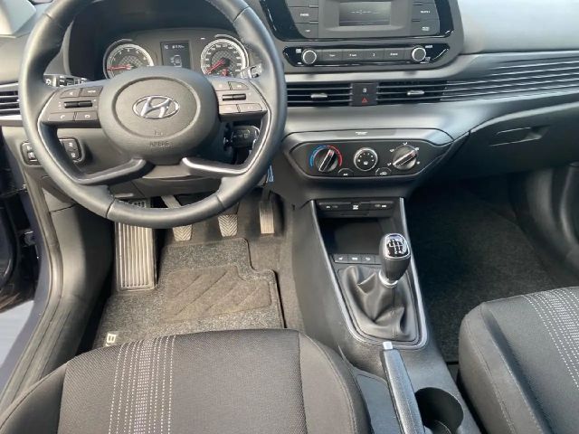 Hyundai Bayon Select
