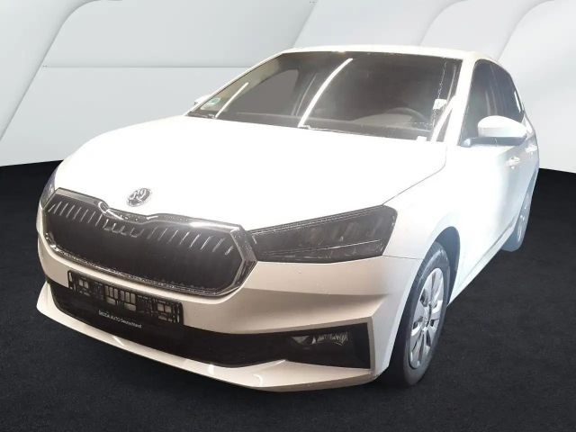Skoda Fabia Essence 1.0 LED/Klima/Einparkhilfe