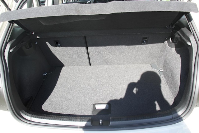 Volkswagen Polo 1.0 AHK Klima GJR Lane-Front Assist PDC APP-Connect