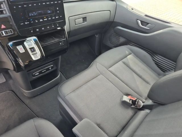 Hyundai Staria Trend