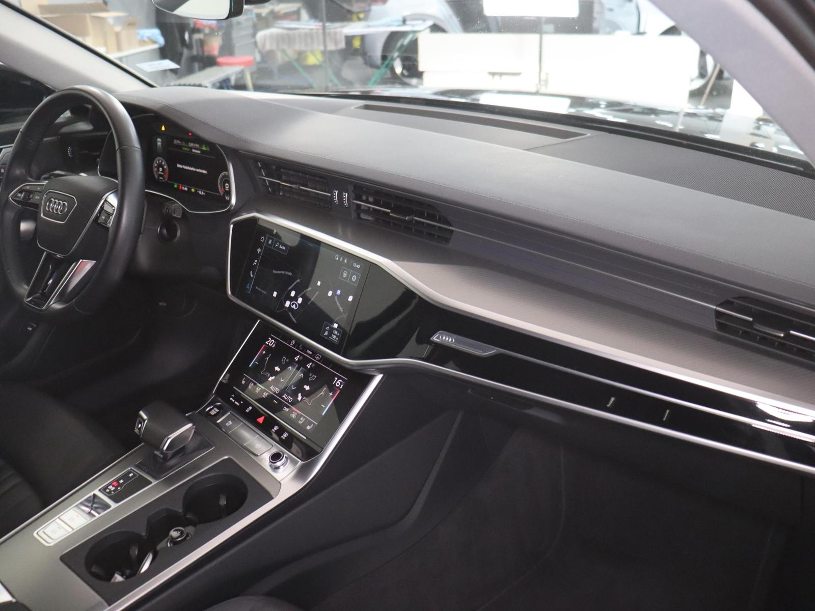 Audi A6 Avant S-Tronic