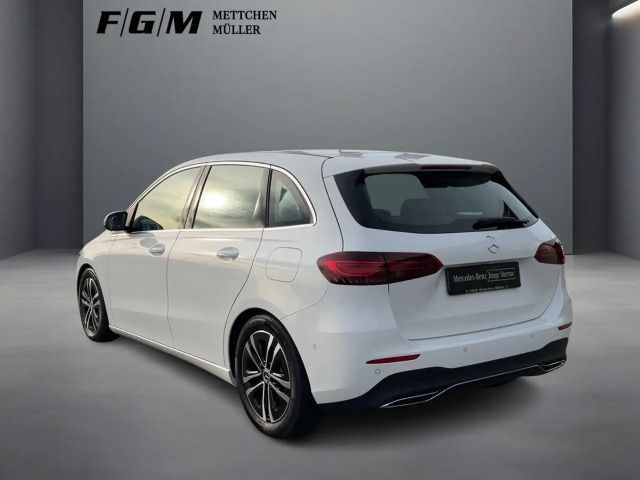 Mercedes-Benz B 180 Progressive Sedan