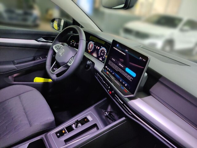 Volkswagen Golf DSG Life Variant