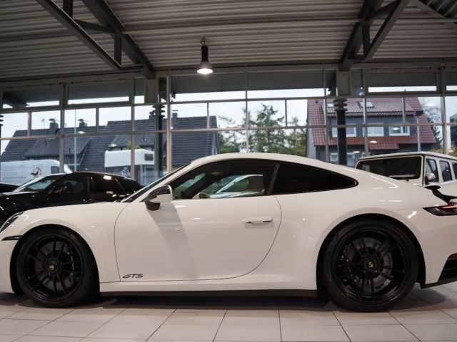 Porsche 911 Carrera Coupé GTS