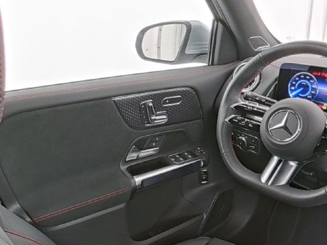 Mercedes-Benz EQB 300 4MATIC