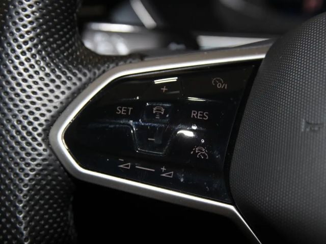 Volkswagen Tiguan 2.0 TDI 4Motion DSG R-Line