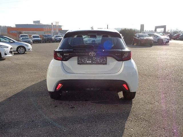 Toyota Yaris City Hybride VVT-i