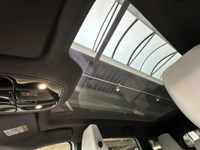 Renault Espace E-Tech Hybrid Iconic