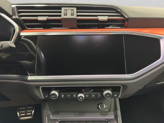 Audi Q3 35 TDI Quattro S-Tronic