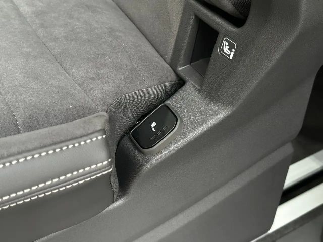 Volkswagen Multivan Style T7 eHybrid