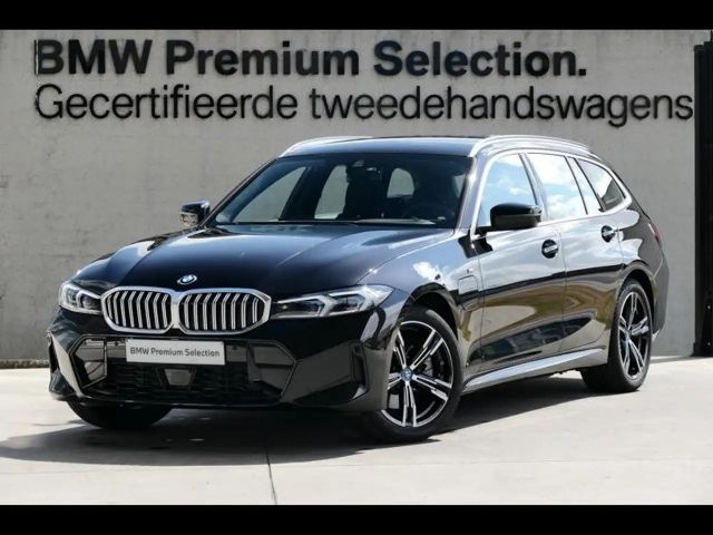 BMW 330 330e M-Sport Touring
