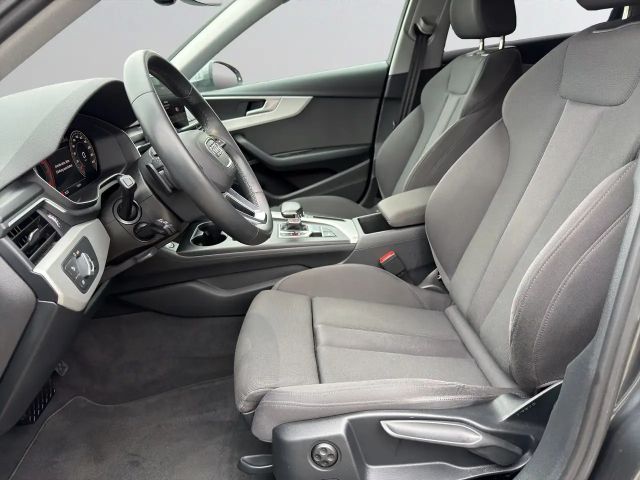 Audi A4 40 TFSI Avant S-Line
