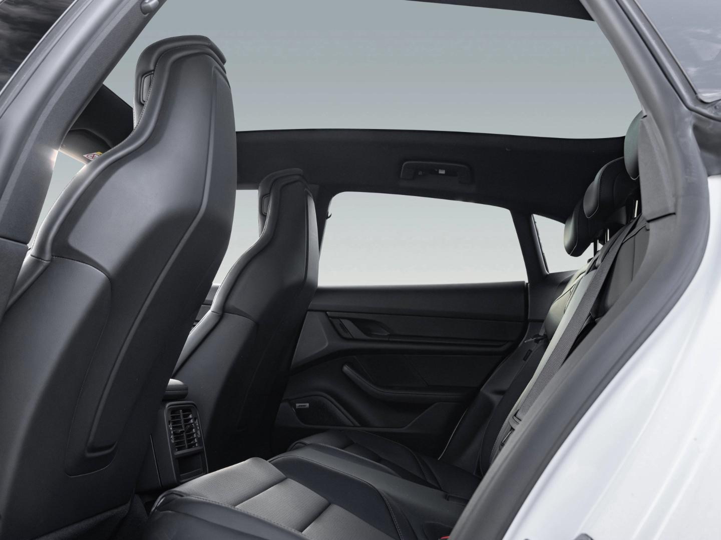 Porsche Taycan Sport Turismo