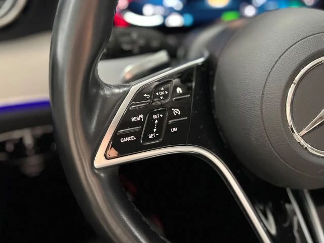 Mercedes-Benz E 220 AVANTGARDE E 220 d Estate