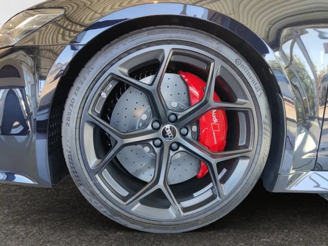 Audi RS6 Avant Performance