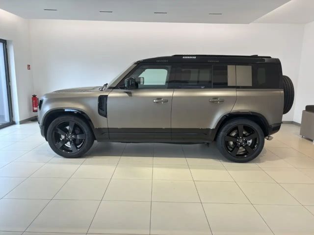 Land Rover Defender 110 Dynamic HSE