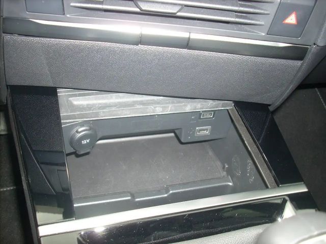 Opel Astra Elegance business+