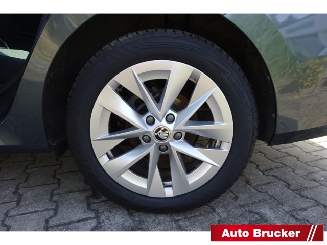 Skoda Octavia 2.0 TDI Combi Style Style