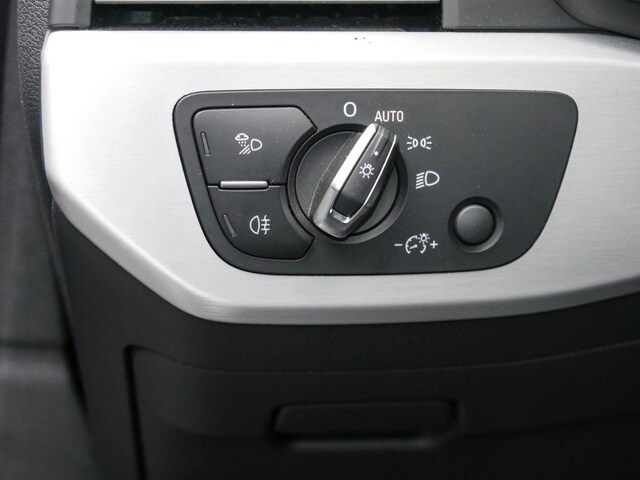 Audi A4 40 TDI Avant Quattro S-Line S-Tronic