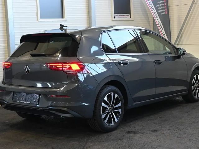 Volkswagen Golf 2,0 TDI Life; ACC, LED, Navi, Sitzheizung