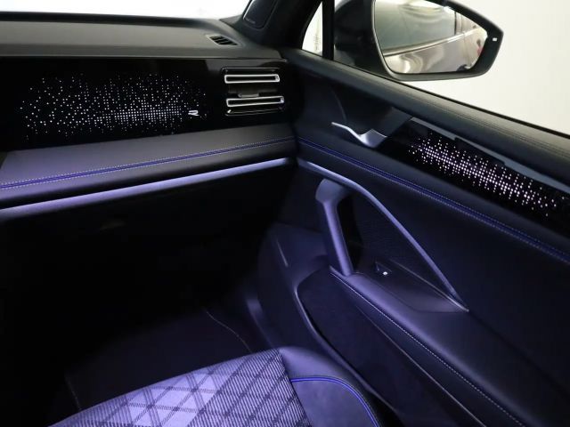 Volkswagen Tiguan 4Motion DSG R-Line