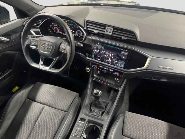 Audi Q3 35 TFSI S-Line