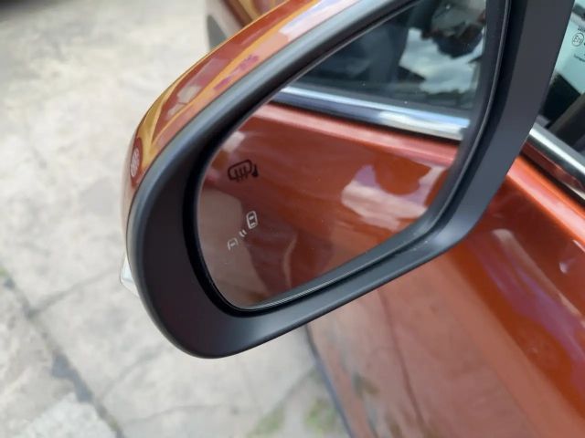 Suzuki S-Cross Hybrid