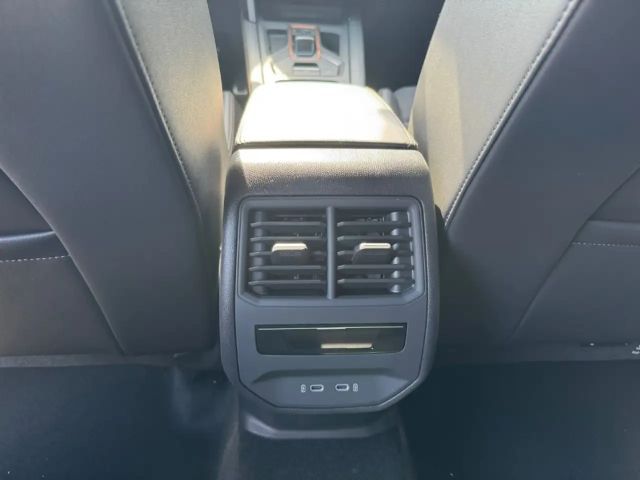 Cupra Formentor 1.5 eTSI SENNHEISER+MATRIX+NAVI+19+FULL-LINK