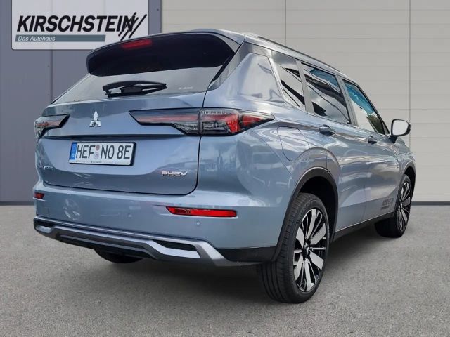 Mitsubishi Outlander 4WD