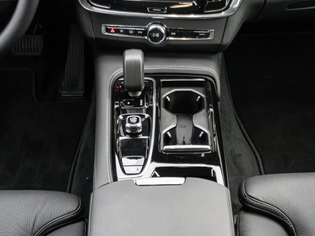 Volvo V90 AWD Core T6 Twin Engine