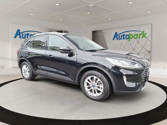 Ford Kuga Hybrid Titanium