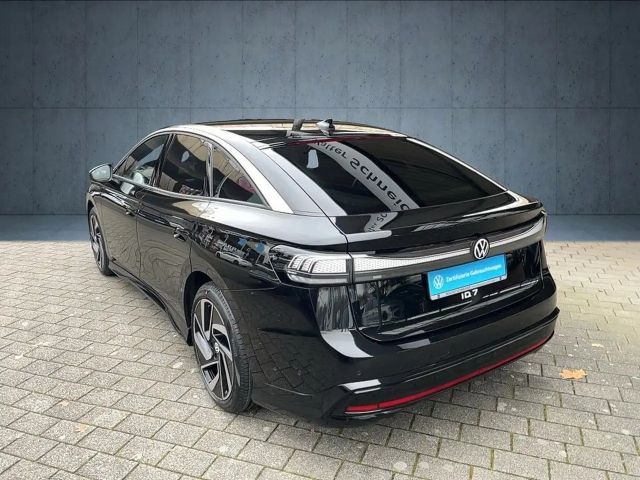 Volkswagen ID.7 IQ.Drive Pro
