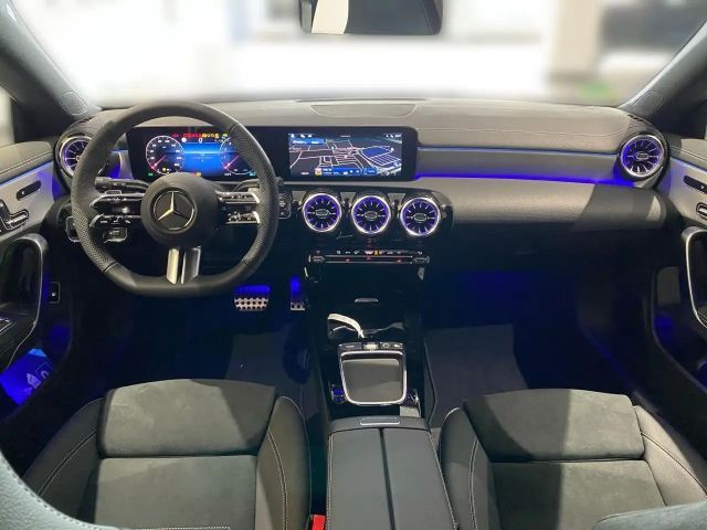 Mercedes-Benz CLA 180 AMG Line Shooting Brake