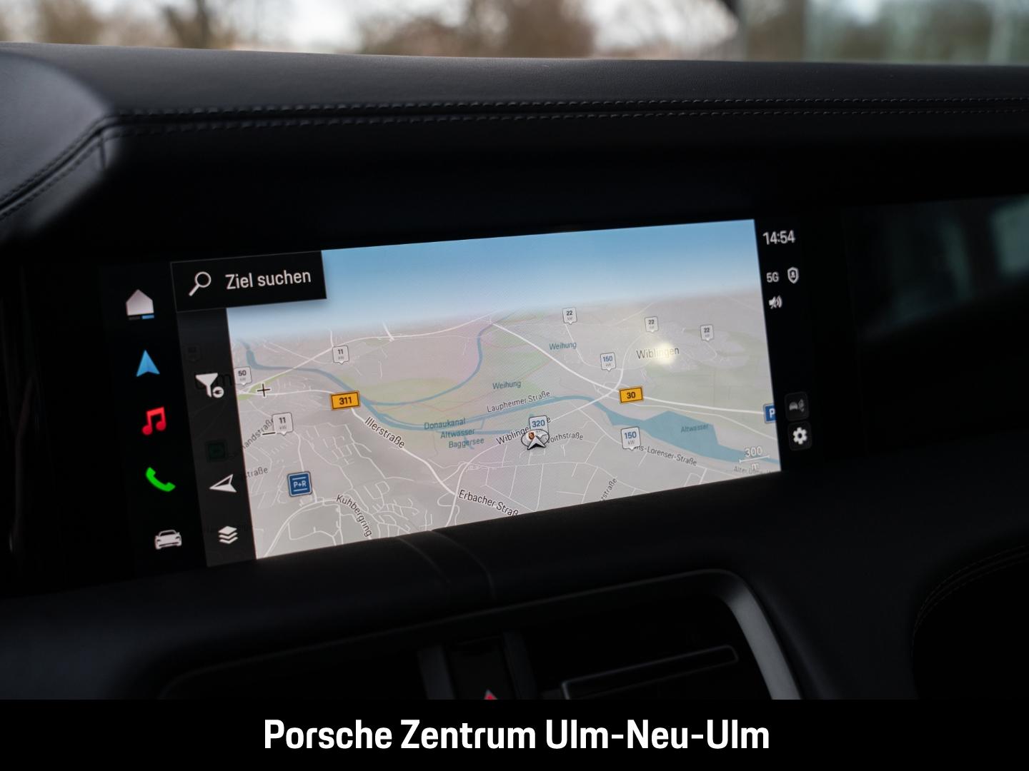 Porsche Taycan 4 Cross Turismo