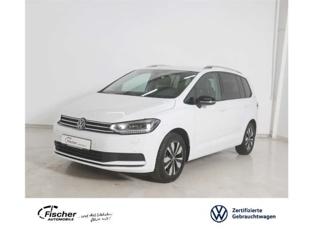 Volkswagen Touran 1.5 TSI DSG