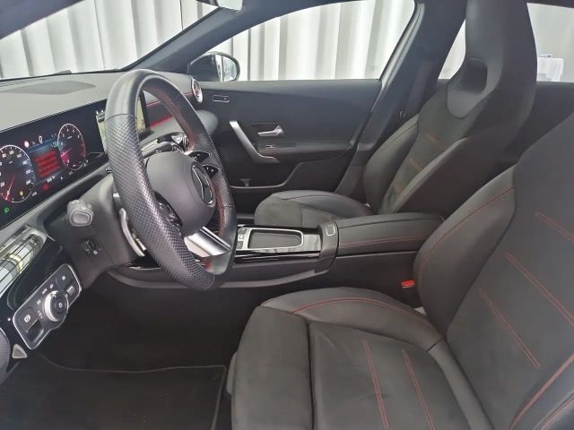 Mercedes-Benz A 180 AMG Line Hatchback