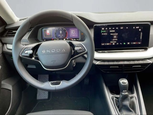 Skoda Octavia Essence TSI