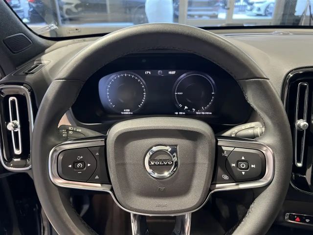 Volvo XC40 Core Recharge T4