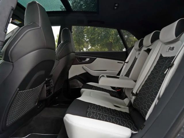 Audi RS Q8 PERF. FULL EXCLUSIVE/OPTION CARBON UPE:222K