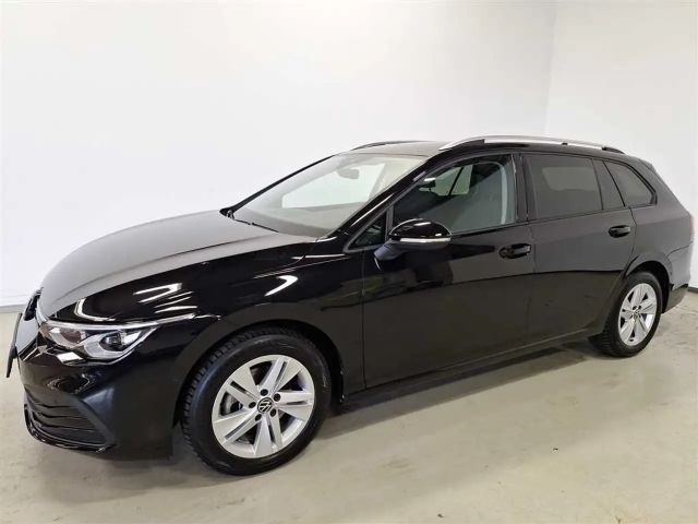 Volkswagen Golf 1.5 eTSI DSG Life