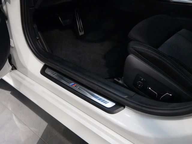 BMW 330 330e M-Sport Touring xDrive