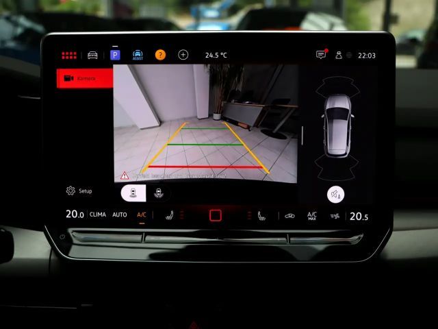 Volkswagen Golf 1.5 eTSI DSG