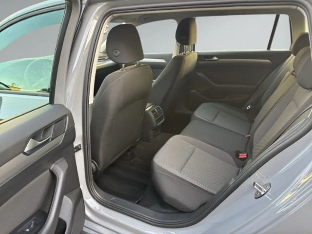 Volkswagen Passat 1.5 TSI DSG Variant