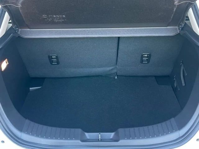 Mazda 2 Lim. Center-Line