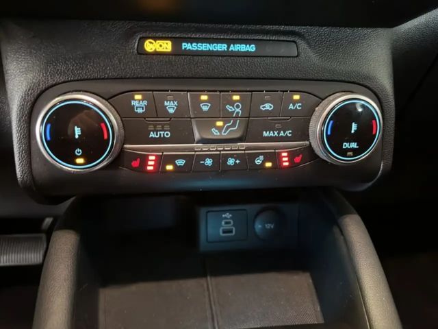 Ford Kuga Plug in Hybrid Titanium